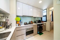 The Trilinq (D5), Condominium #580777351